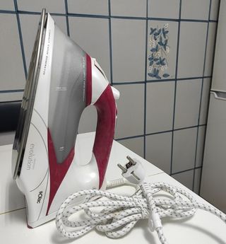 PLANCHA SOLAC - Plancha de Vapor de segunda mano por 13 EUR en Santurtzi en  WALLAPOP