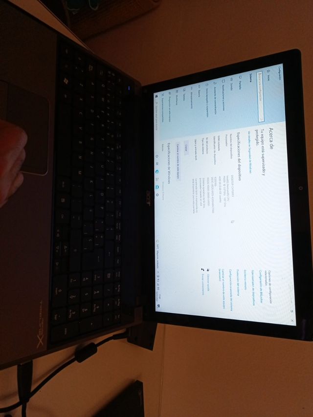 Portátil Acer, P6000, 4gb y 320hdd