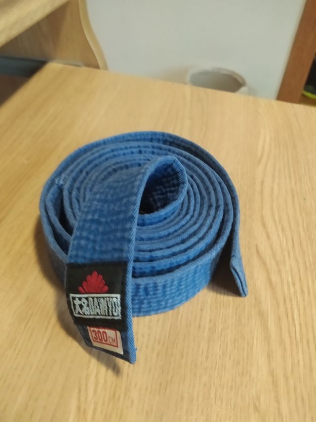 cinturones de kárate, Kung Fu, yudo, taekwondo etc