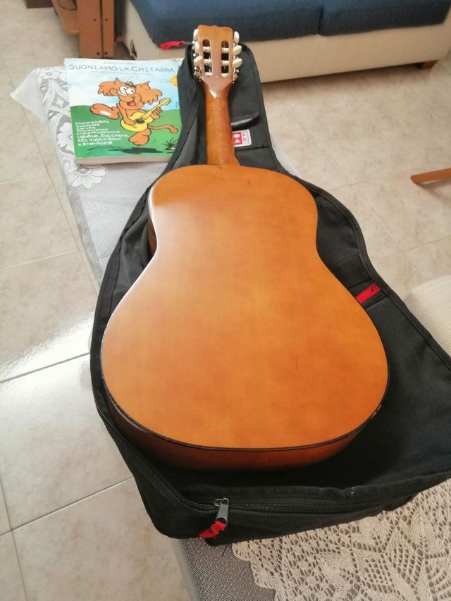 chitarra 3/4 Arrow con custodia