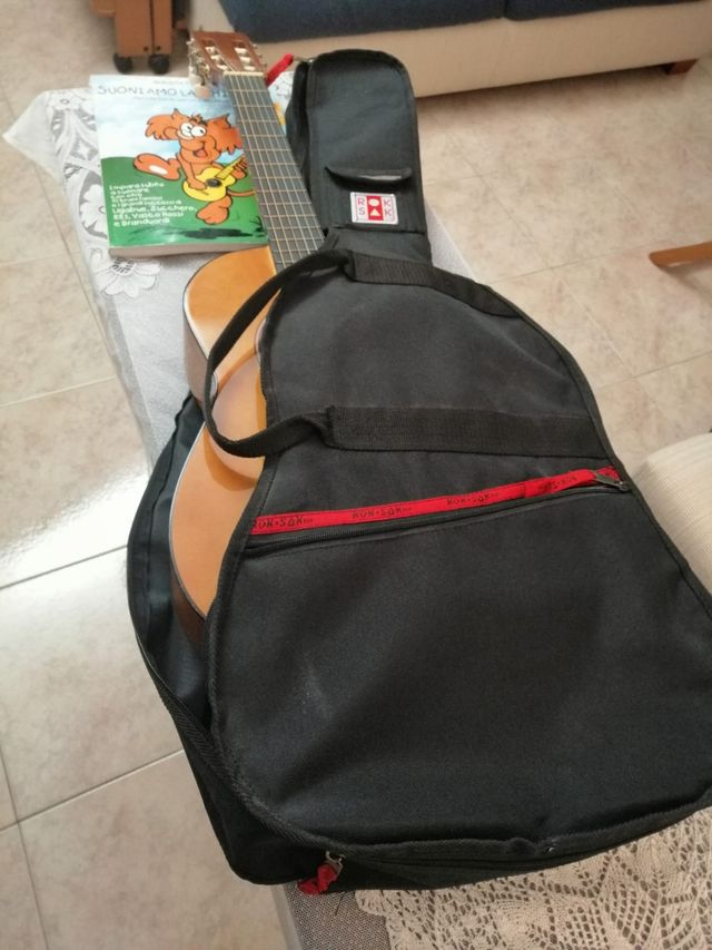 chitarra 3/4 Arrow con custodia