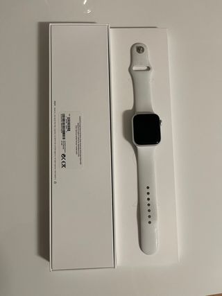 Apple watch SE 40cm de segunda mano por 200 EUR en Cambrils en WALLAPOP