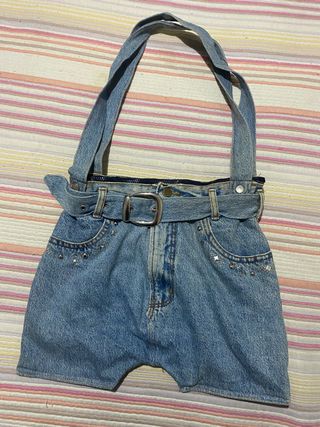 Bolso pantalones tejanos vintage de segunda mano por 20 EUR en Barcelona en  WALLAPOP