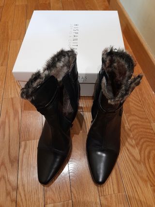 Botin hispanitas pelo de segunda mano por 80 EUR en Cangas de Narcea en  WALLAPOP