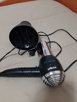 Secador de pelo Ufesa de segunda mano en WALLAPOP