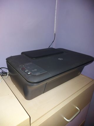 Impresora hp deskjet 2050 de segunda mano por 30 EUR en Lloret de Mar en  WALLAPOP