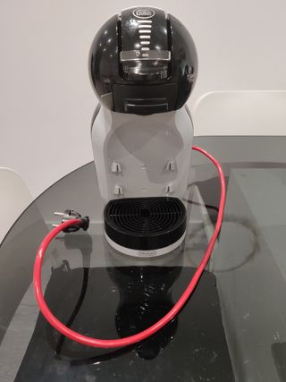 Cafetera Dolce Gusto automática de segunda mano en Madrid en WALLAPOP