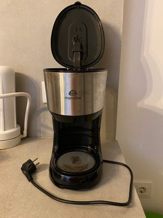 Cafetera Mandine SIN JARRA de segunda mano por 10 EUR en Valencia en  WALLAPOP