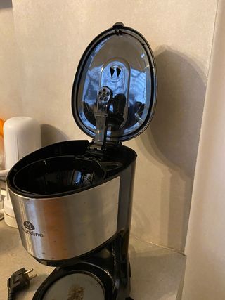 Cafetera Mandine SIN JARRA de segunda mano por 10 EUR en Valencia en  WALLAPOP