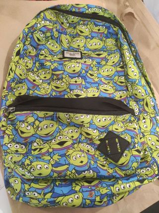 Mochila Vans Toy Story (marcianos) de segunda mano por 120 EUR en San  Andrés del Rabanedo en WALLAPOP