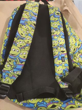 Mochila Vans Toy Story (marcianos) de segunda mano por 120 EUR en San  Andrés del Rabanedo en WALLAPOP