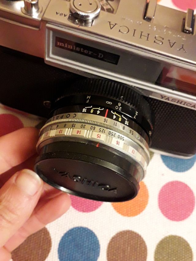 Cámara analógica Yashica