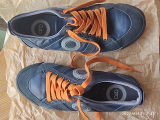 Zapatillas ARO otoño-invierno 2021 de segunda mano por 50 EUR en Barcelona  en WALLAPOP