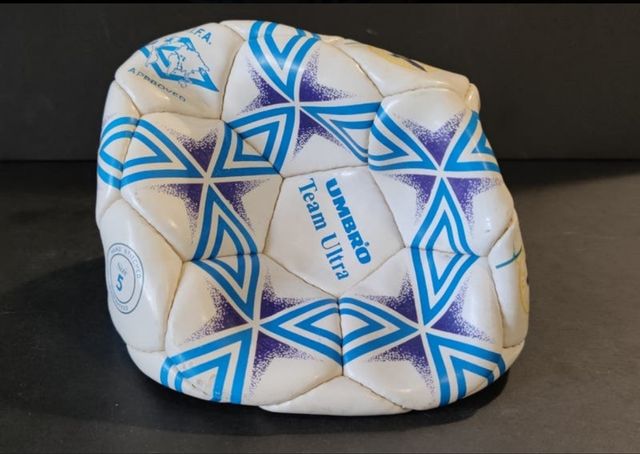 Balón DEPORTIVO DE LA CORUÑA año 1996 marca UMBRO