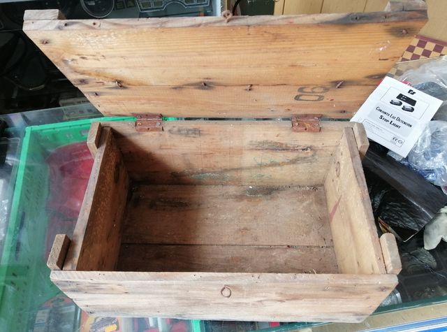 Caja de madera vintage
