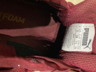 Zapatillas Puma mujer color granate de segunda mano por 35 EUR en Valencia  en WALLAPOP