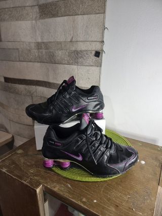 Nike Shox de segunda mano por 30 EUR en Barcelona en WALLAPOP