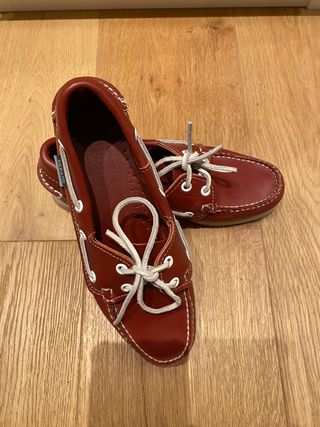 Sebago. Náuticos mujer de segunda mano por 45 EUR en Barcelona en WALLAPOP