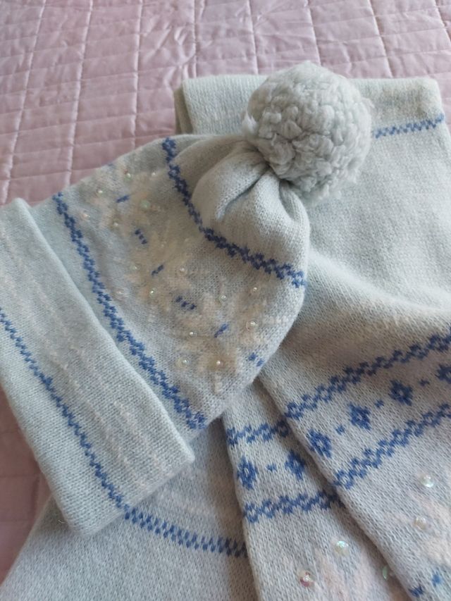set cappellino e sciarpa.