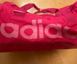 Bolsa deporte Rosa de Adidas. de segunda mano por 8 EUR en Valencia en  WALLAPOP