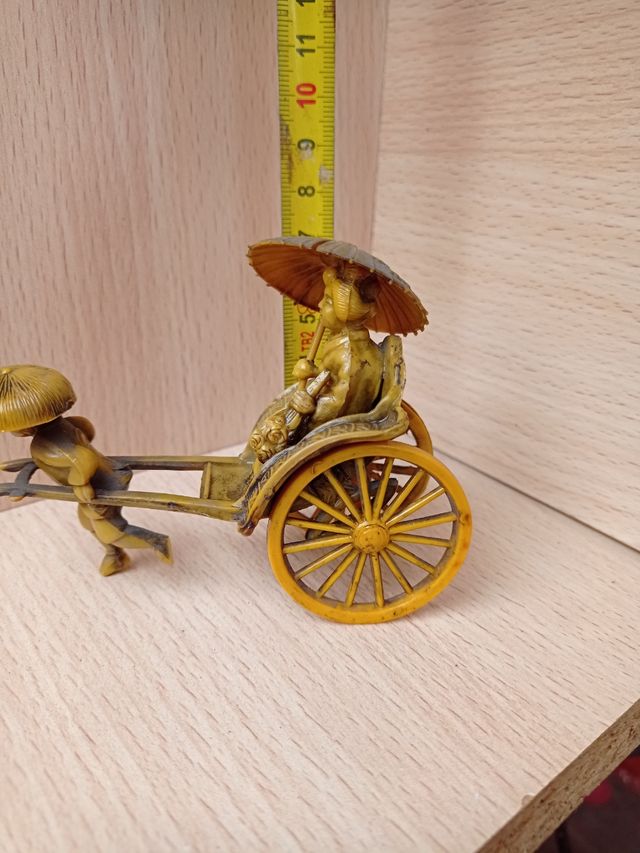 figura celuloide rickshaw