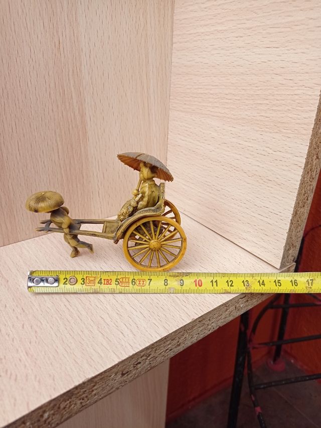 figura celuloide rickshaw