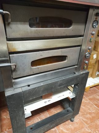 Horno pizzero de segunda mano por 975 EUR en Alicante en WALLAPOP