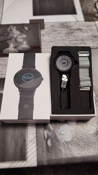Reloj inteligente tuw de segunda mano por 130 EUR en Manises en WALLAPOP
