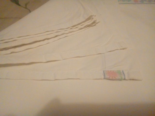 Juego de sabana y funda de almohada hecha a mano