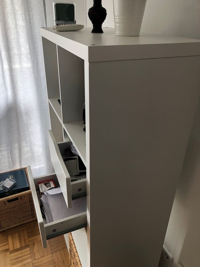 Estantería Kallax Blanca Ikea con Cajones de segunda mano por 49 EUR en