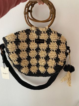 Bolso rafia pepe jeans de segunda mano por 18 EUR en Terrassa en WALLAPOP
