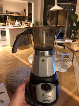 Cafetera eléctrica Alicia de longhi de segunda mano por 20 EUR en Barcelona  en WALLAPOP