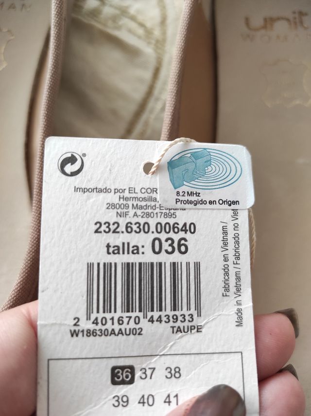 Manoletinas o bailarinas, talla 36, con etiqueta