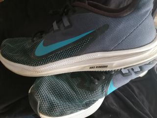 ZAPATILLAS NIKE RUNNING, NUMERO 45 de segunda mano por 45 EUR en Valdepeñas  en WALLAPOP