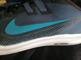 ZAPATILLAS NIKE RUNNING, NUMERO 45 de segunda mano por 45 EUR en Valdepeñas  en WALLAPOP