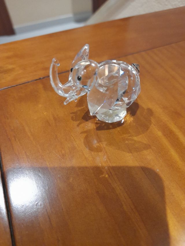Elefanti di vetro