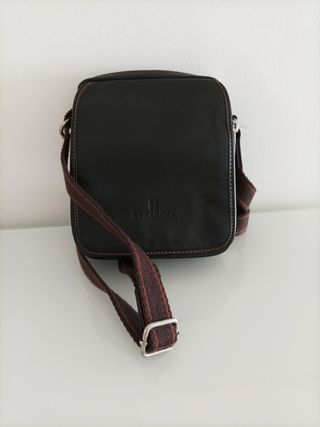 BANDOLERA HEXAGONA de segunda mano por 5 EUR en Badia del Vallès en WALLAPOP