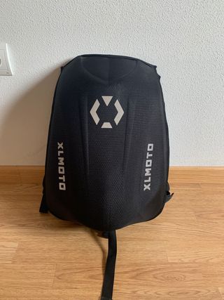 Mochila XL moto de segunda mano por 15 EUR en Madrid en WALLAPOP
