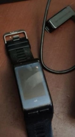 Garmin vivoactive hr para piezas. de segunda mano por 15 EUR en Fregenal de  la Sierra en WALLAPOP
