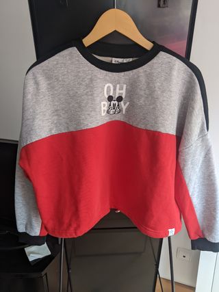 Sudadera Mickey de Primark de segunda mano por 6 EUR en Arroyo de la  Encomienda en WALLAPOP