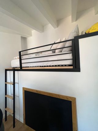 Altillos escaleras y barandillas a medida