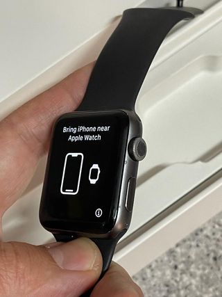 Reloj Smartwatch Apple Serie 3 de segunda mano por 108 EUR en Arroyo de La  Miel en WALLAPOP