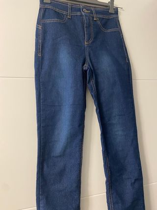 Vaqueros efecto push-up suaves al tacto - Calzedonia