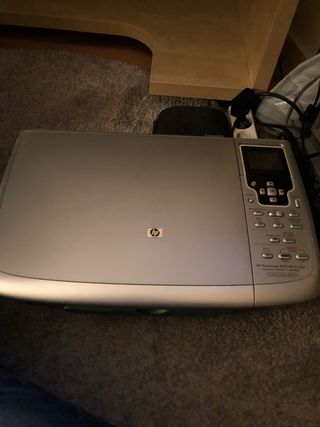 Impresora hp 2575 de segunda mano por 25 EUR en Collado Mediano en WALLAPOP
