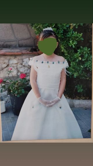 Vestido niña comunión cristiana de segunda mano por 150 EUR en Ciudad Real  en WALLAPOP