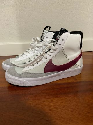 Nike blazer de segunda mano por 48 EUR en Toledo en WALLAPOP