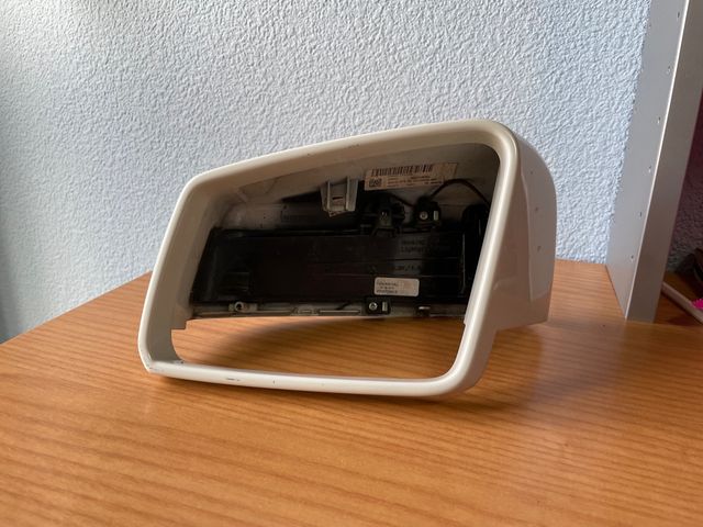 Carcasa retrovisor Mercedes