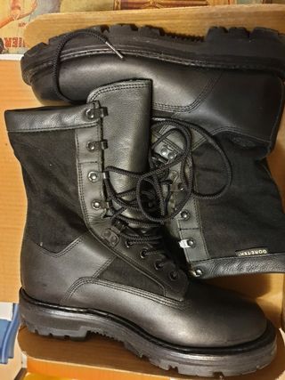 Botas militares Goretex de segunda mano por 35 EUR en Las Palmas de Gran  Canaria en WALLAPOP