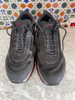 Zapatillas Nike Air Max 360 de segunda mano por 100 EUR en Alicante en  WALLAPOP