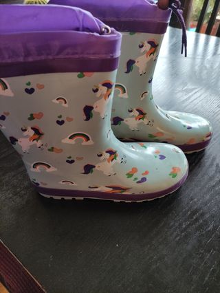 Botas de agua 35 de segunda mano por 10 EUR en Barcelona en WALLAPOP